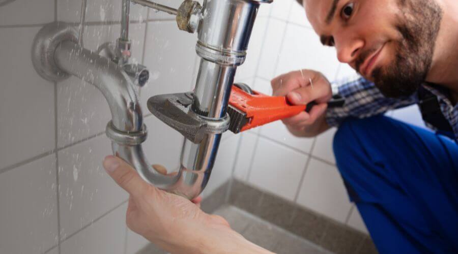 Professional same day plumber services in Leonidas, MI
